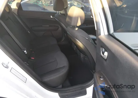 2017 Kia Optima Lx z USA, uszkodzony, nr VIN 5XXGT4L32HG140029